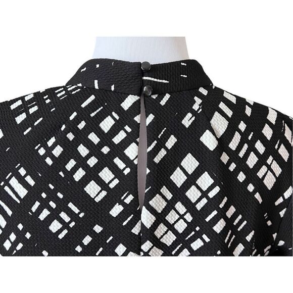 Chris McLaughlin Black White Geometrical Keyhole Shift Dress Sz 12 Pockets Moder - Picture 5 of 14